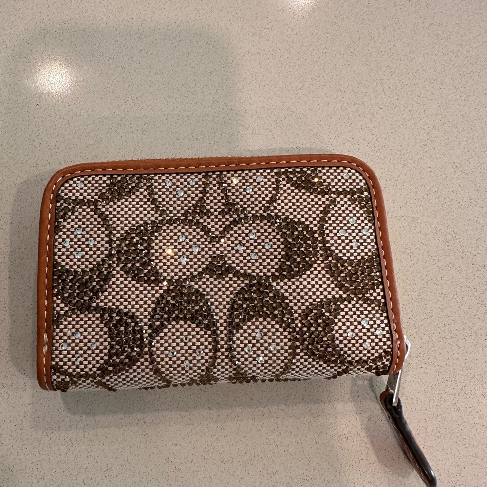 Coach Essential Small Zip Around Card Case Crystal Signature Jacquard Brown - Picture 3 of 4